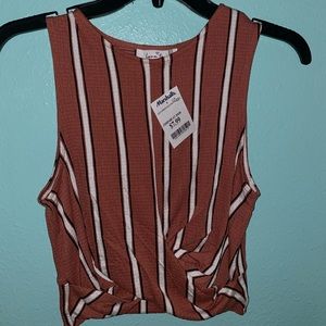 maroon,black,and white semi crop top
